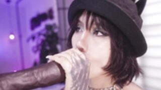 nekyra_san long stroke black dildo blow job