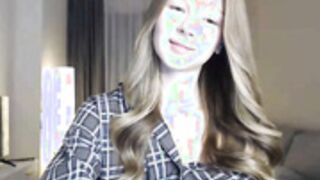 CuteBlonde spectacular model on MFC