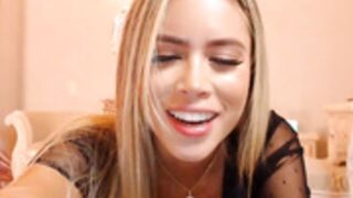NicoleHitman camshow 2019-09-17