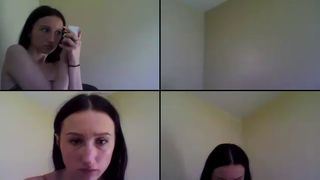 Dyanna99 stretch her little pussy in cam recording 2017-07-17_163517