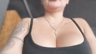 DIANITA Flash Tits To Strangers