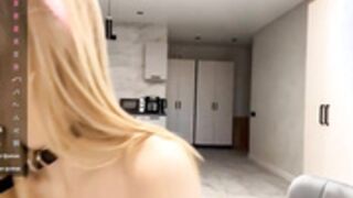 Dewdropdoll masturbate