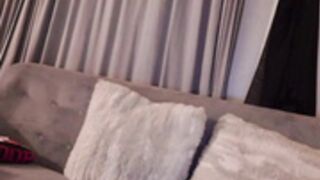 emma_johnson 33