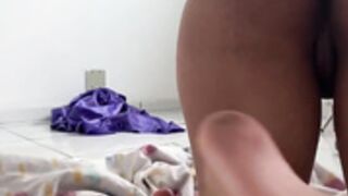 AngieBlue21 MONTANDO DILDO