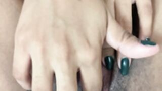 AngieBlue21 mastrubandose con los dedos
