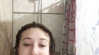chilean Izacat shower