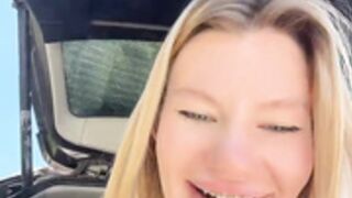 justmilaa big squirt pee pipi piss peeing 2026-06-26