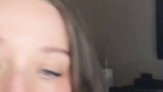 Nerdynina Dildo Squirt