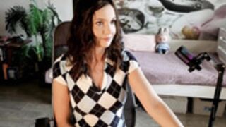 jennycutey 2026-06-21_06-59-37