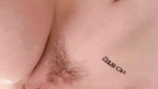 Vixenp hairy pussy