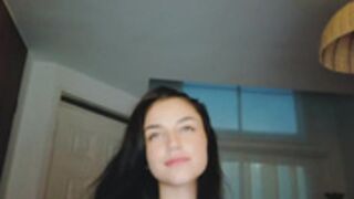 grettabenett_ 124