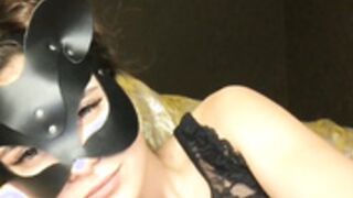 ShakiraLoca 18