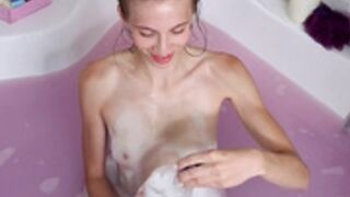 mia_silk tease show 1