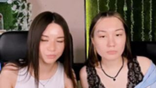 Amelia_blaze & Sabina_wul face licking and feet show