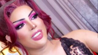 Cherryharper chilling
