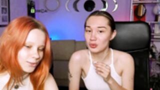Sabina_wul & Cassandra_nik kissing