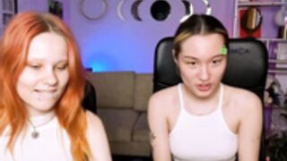 Sabina_wul & Cassandra_nik kissing