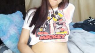 argentinian maruu1000 masturbating and showing tits