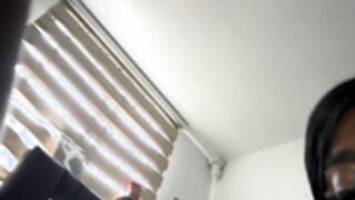 naiagilss fingers black pussy