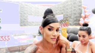 Sweetlaurasaenz with Melissa 2