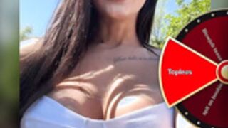Aylinross flash in public2