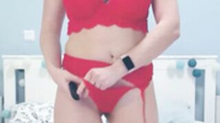 JanetJamesonn XloveCam 2022-02-08_22-56-17