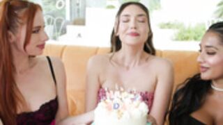 catherineknight, norah juliette, lola rose