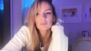Courtney 61