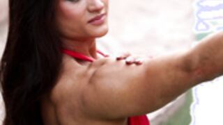 Kristina Zafirova POSING 4
