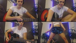 AwesomeKate rocking her pussy in free cam recording 2017-08-11_105605
