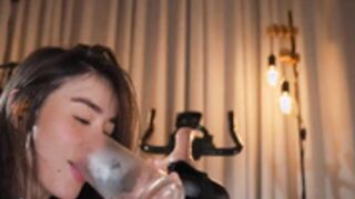 emyii multiple squirts 2