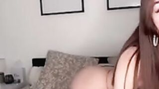 Julia Lyn