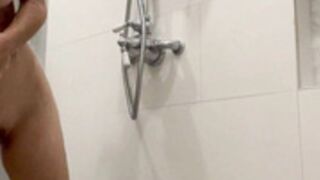 Kayden Kross in shower