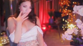 RARE _1s__ fingering herself with ASMR