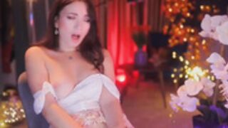 RARE _1s__ fingering herself with ASMR