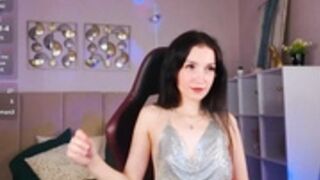 Mollybae4 (tit flashes)