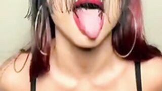 Monique Bertolini 32