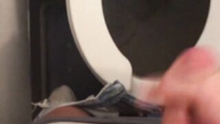 Ripped Josh Plane Jerkoff