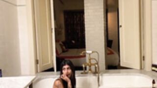 Mia Khalifa 25