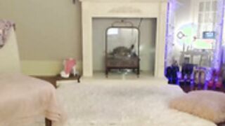 curvy milf pretty_sara 2