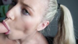 Keeks blows and then plows the dildo inside her