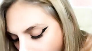 Simona Alexuc simona.a22 porno cu dildo in gura