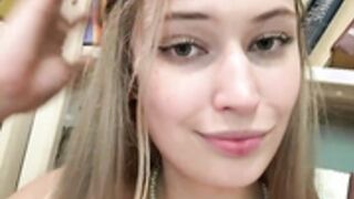 blonde_exe Squirt in Library