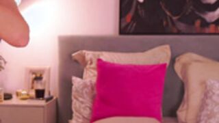 LauLaveau Stripchat 2025-11-14_20-44 42