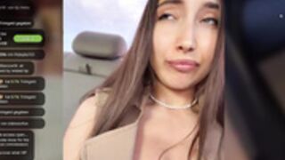 icrazyoneIRL sc favorite modell in uber Car show pussy