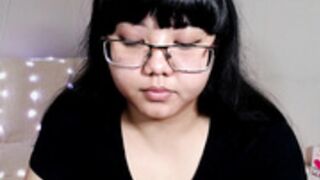 moertomlly_2024-11-30_04-07b iuki_link chan_lu