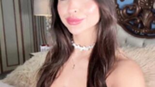 Stephania 2025-10-22_19-00-23