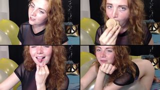 HayleeLove working that right spot in free cam recording 2017-09-14_103558