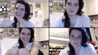BABY_SAMMY playing with big ben in free cam recording 2017-09-07_175538