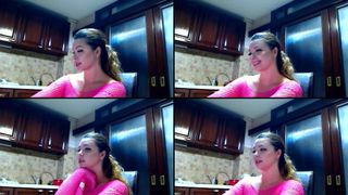 Zuzulici playing with her pussy with her fingers in free cam recording 2017-09-03_233222